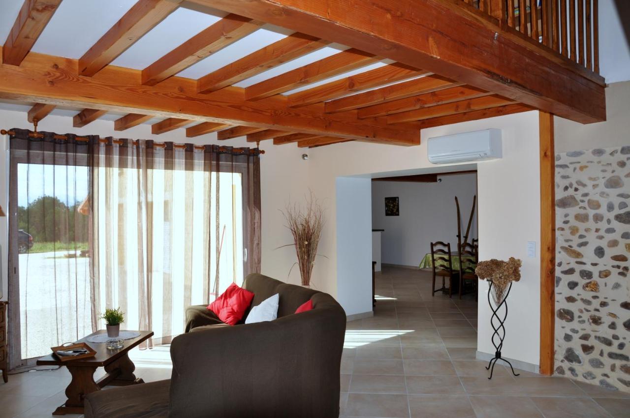 Gite Chez Antonin Villeneuve-Lecussan Exterior foto